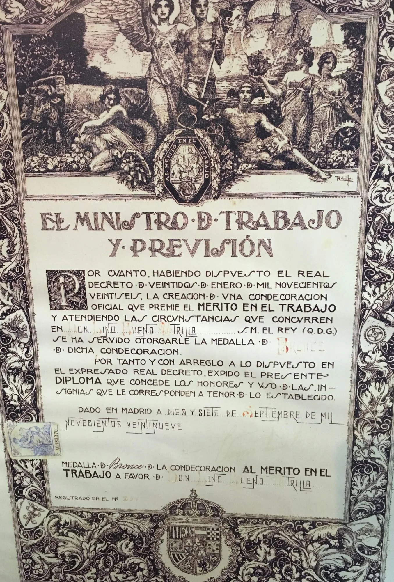Recuerdo de la medalla concedida a Lino Bueno