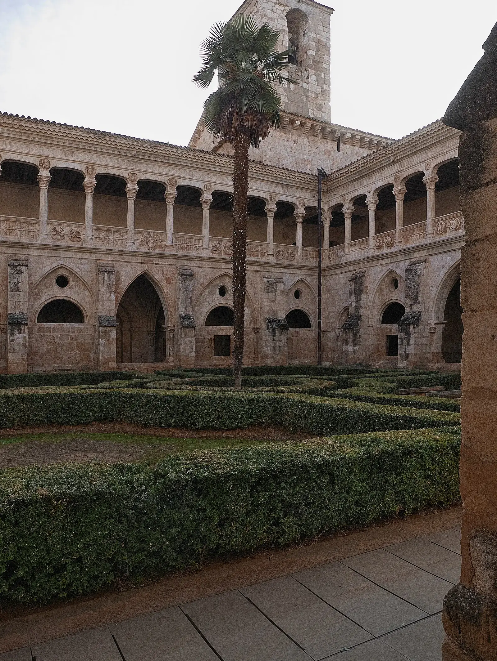 Galería plateresca del claustro alto